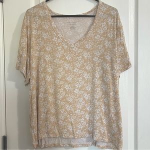 AMERICAN EAGLE SEXY T-shirt Tan Floral size:L